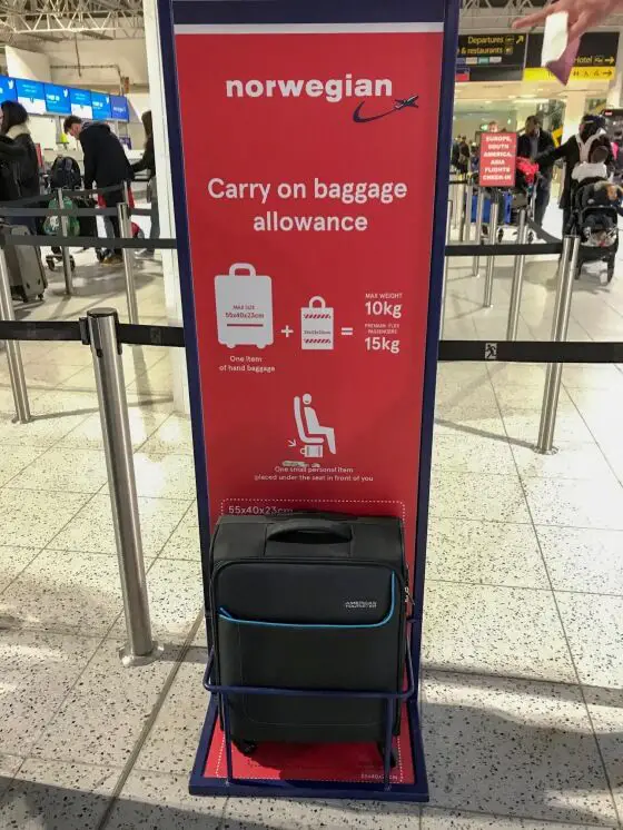 Qué tan estricto es Norwegian con tamaño del equipaje de mano? - Leyas
