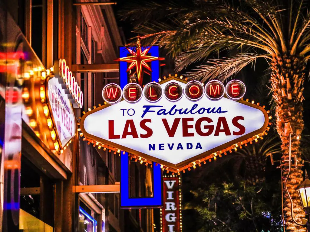 Noche en la ciudad de Las Vegas en Nevada