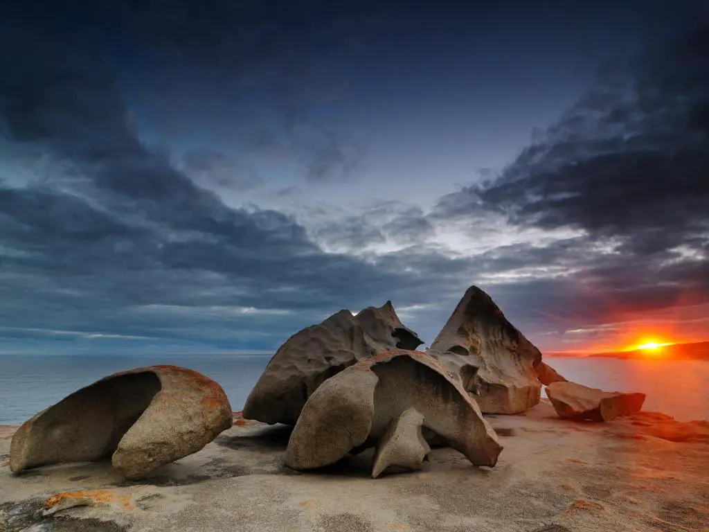 Atardecer en Remarkable Rocks, Isla Canguro, Australia del Sur