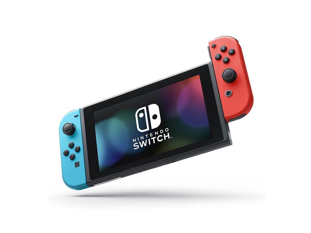 Nintendo Switch con sus mandos rojo y azul