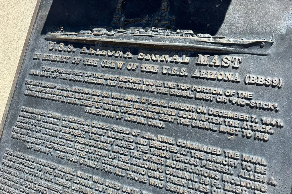Placa del mástil de señales del USS Arizona Bolin Memorial Park 
