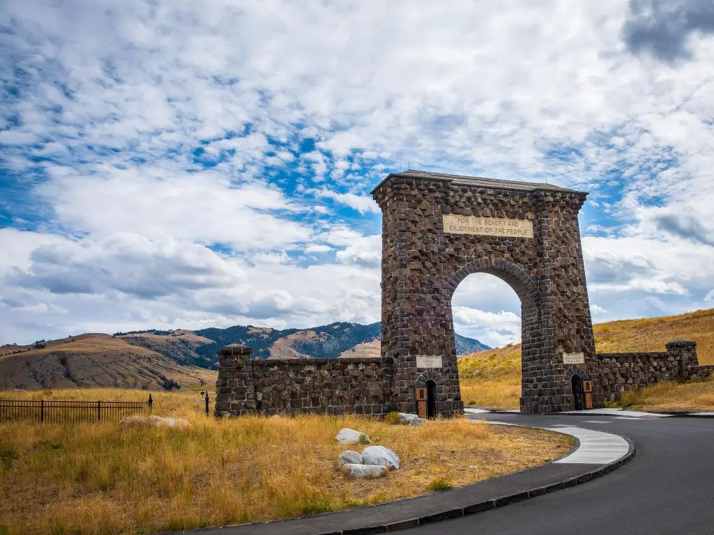 Arco de Roosevelt - Parque Nacional de Yellowstone, Gardiner, Montana