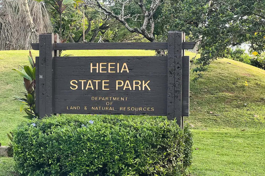 Signo del parque estatal Heeia