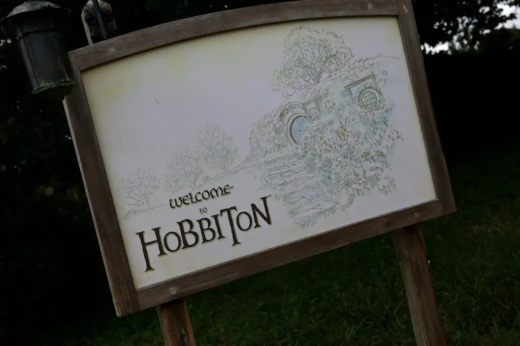 Bienvenido al cartel de Hobbiton