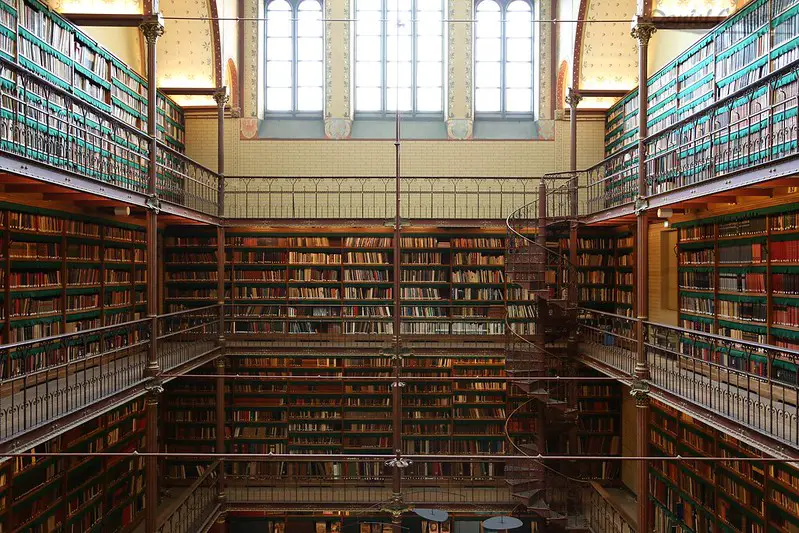 La bibliotheek (biblioteca)