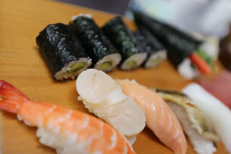 Excursión al mercado de pescado Tsukiji de Tokio con clase de sushi