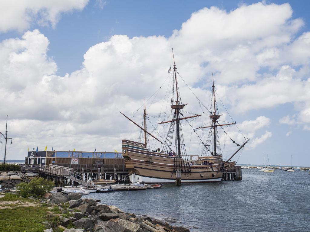 Plymouth, Massachusetts, EE.UU. tomada en el Ship Mayflower II en un día soleado.