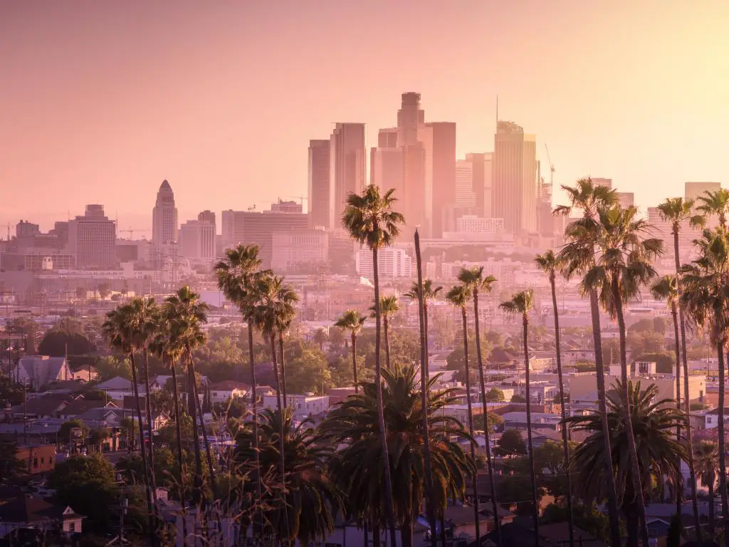 Puesta de sol sobre Los Ángeles, California