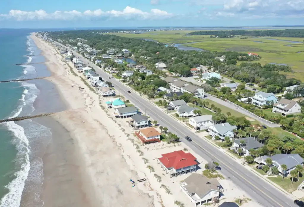 15 MEJORES playas cerca de Charleston, SC (¡Belleza, historia y diversión!)