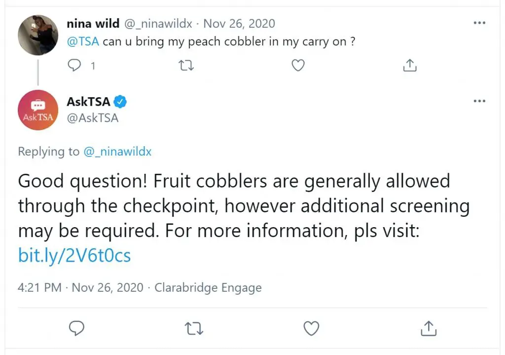 ¿Se puede llevar fruta en un avión?