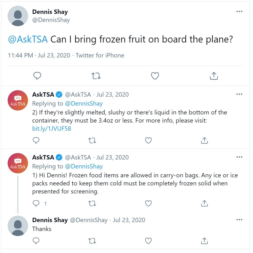 ¿Se puede llevar fruta en un avión?