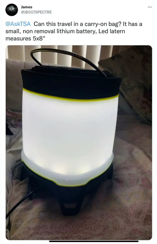 ¿Puedes llevar luces LED en un avión? (Reglas de la TSA)