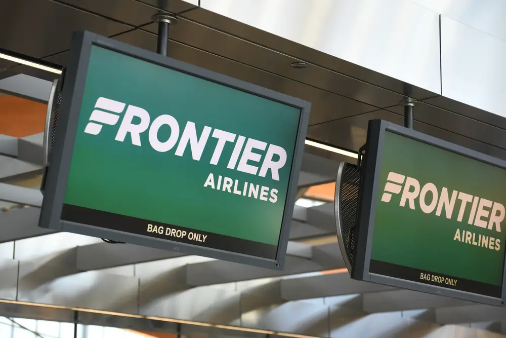 Reglas de equipaje de mano de Frontier Airlines (restricciones de tamaño y peso)