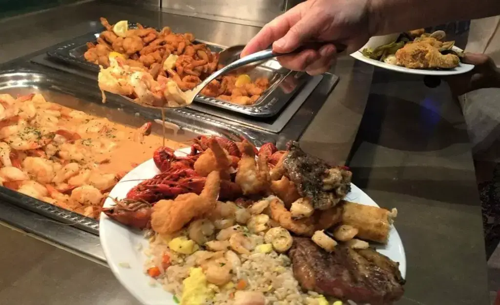 Los 15 mejores y más populares restaurantes buffet en Estados Unidos (¡Ahorre espacio para los tercios!)