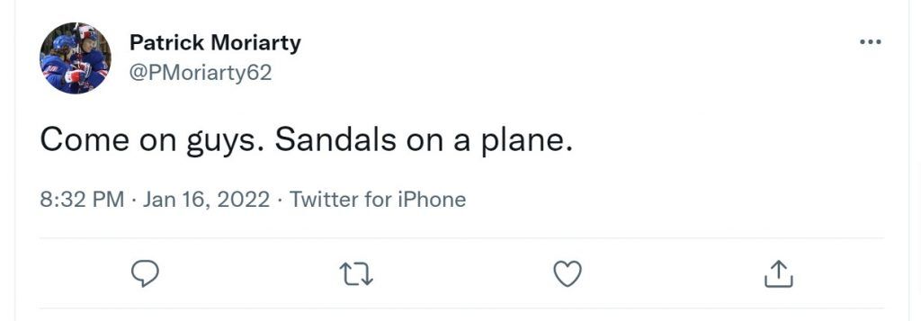 ¿Puedes usar sandalias en un avión?