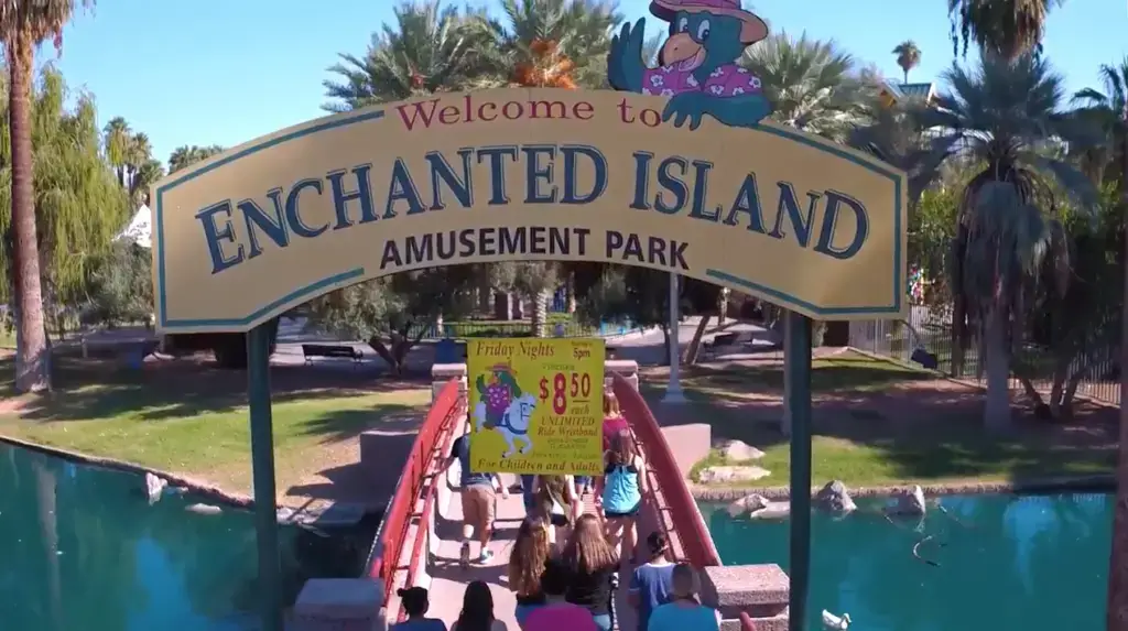 18 MEJORES parques acuáticos en Phoenix (¡Verano todo el año!)