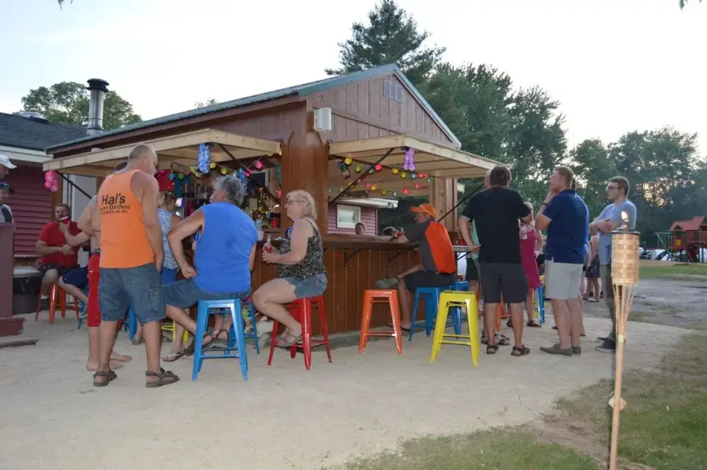 Los 40 mejores lugares para acampar en Wisconsin (cerca de Dells y parques estatales)