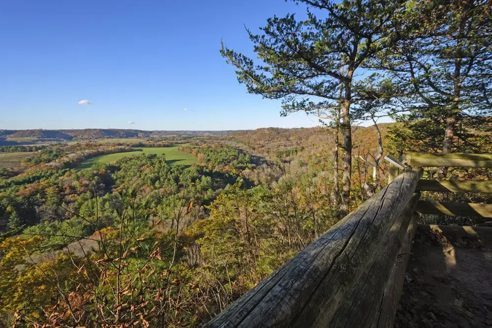 Los 40 mejores lugares para acampar en Wisconsin (cerca de Dells y parques estatales)
