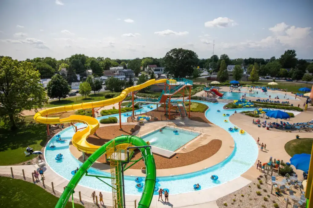 Los 10 mejores parques acuáticos cerca de Indiana (¡aventuras en interiores y exteriores!)