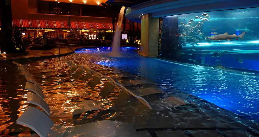 Los 17 mejores parques acuáticos de Las Vegas (Disfruta de un chapuzón en Sin City)