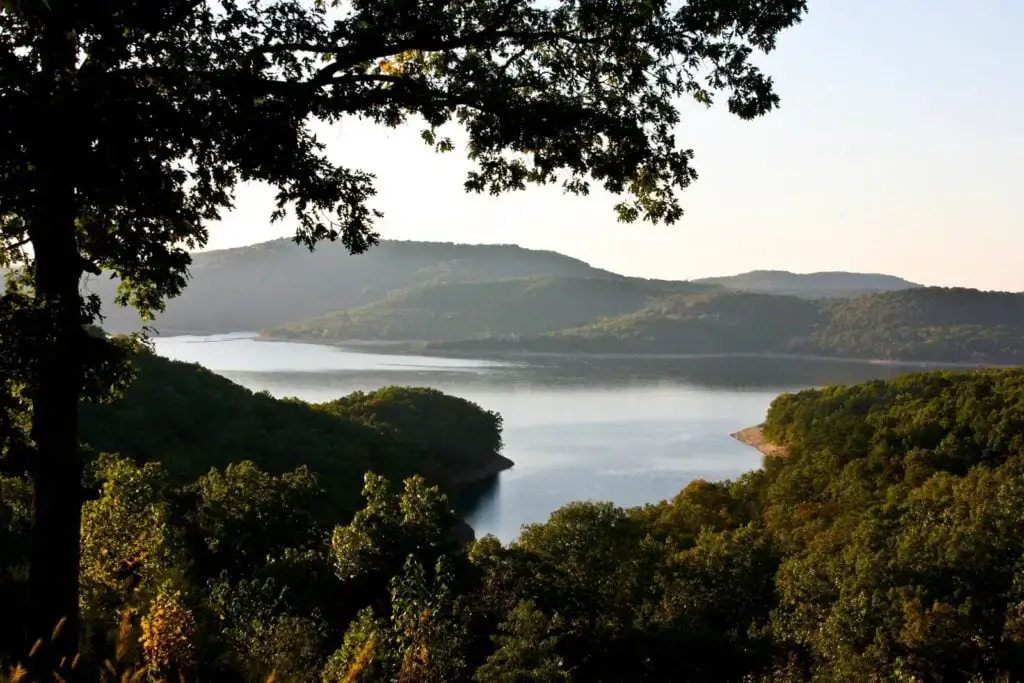 Los 25 mejores lugares para acampar en Arkansas (con lagos y vistas panorámicas)
