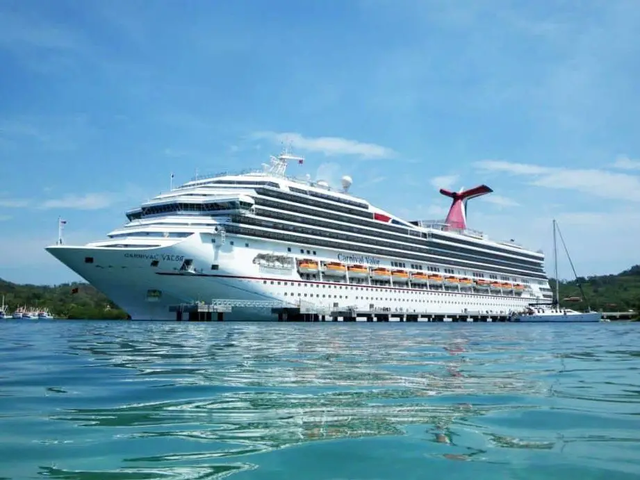 8 mejores líneas de cruceros para adultos jóvenes |