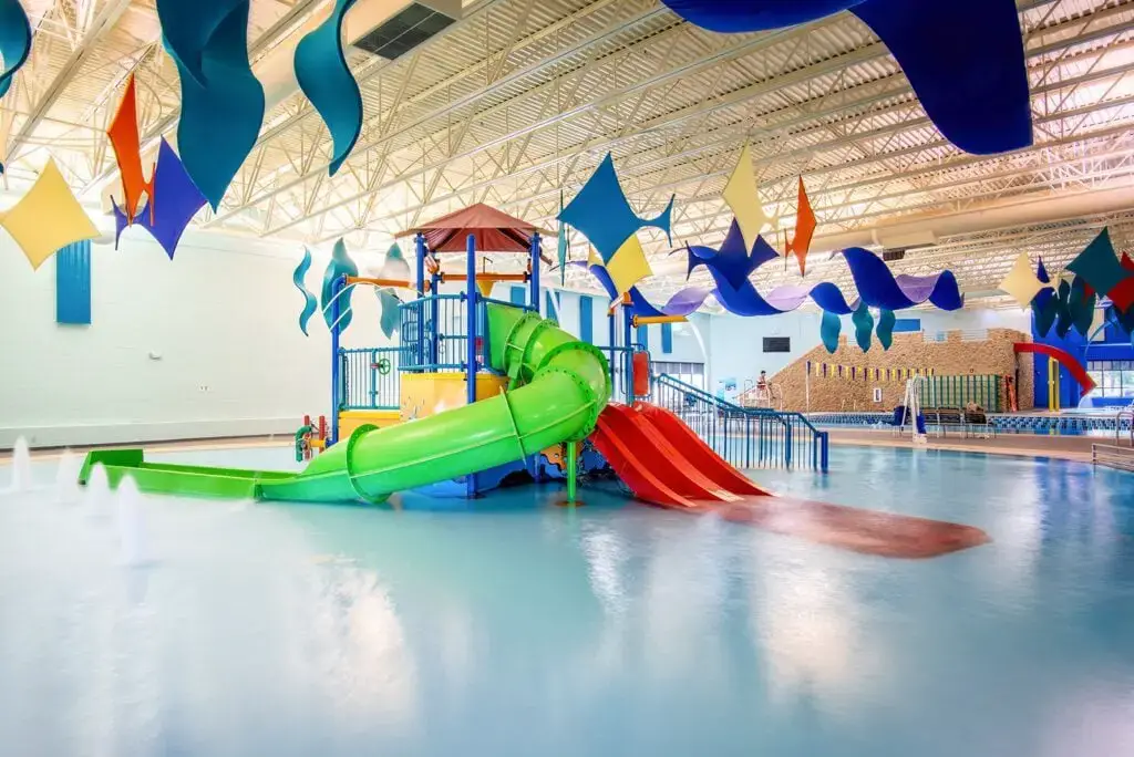Los 10 mejores parques acuáticos cubiertos en Illinois (¡Diversión para todas las edades!)