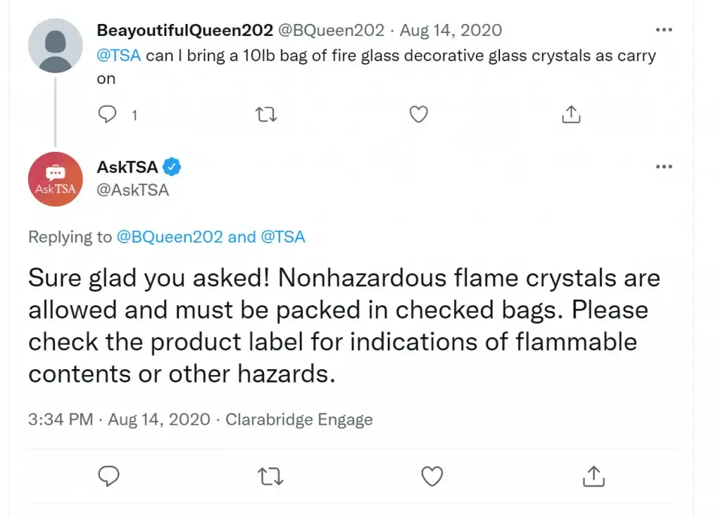 ¿Puedes llevar cristales en un avión?